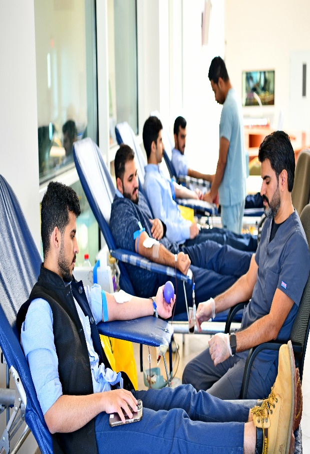 التبرع بالدم في المعهد التقني 